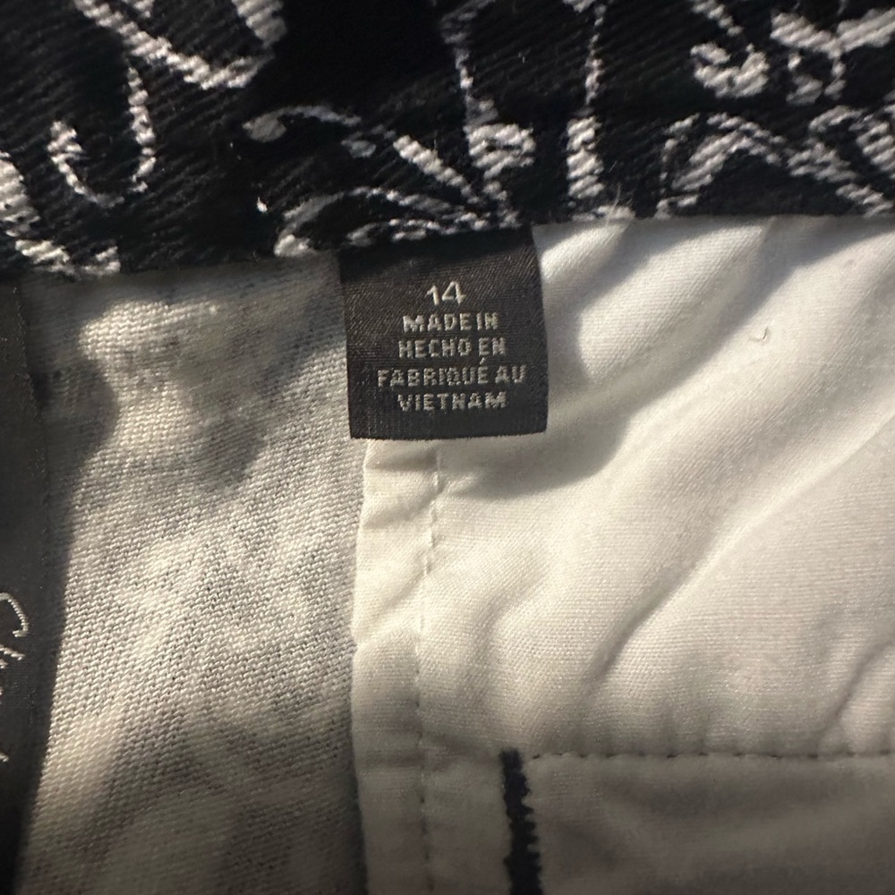 Skye's the Limit Jeans size 14 - Picture 6 of 8